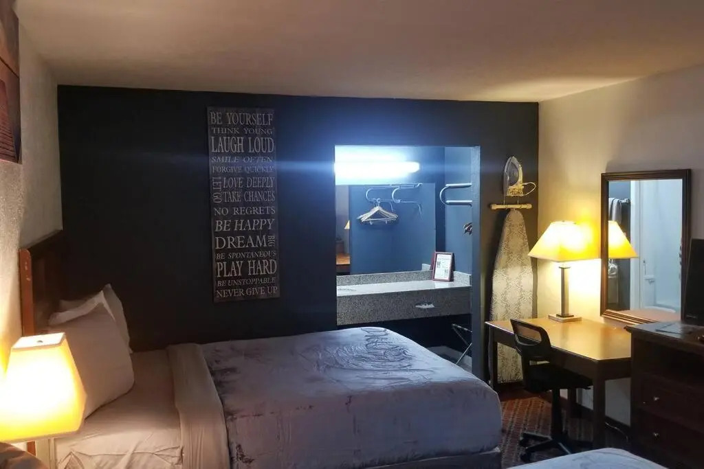 OSU 2Q WI-FI Coffee Hotel 128 Booking