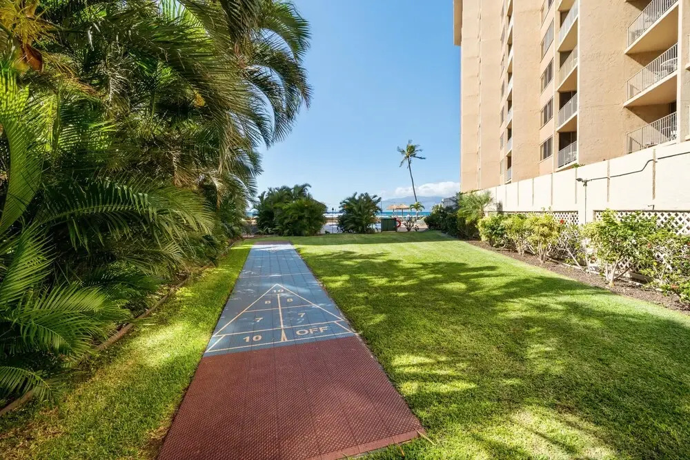 Royal Kahana 701