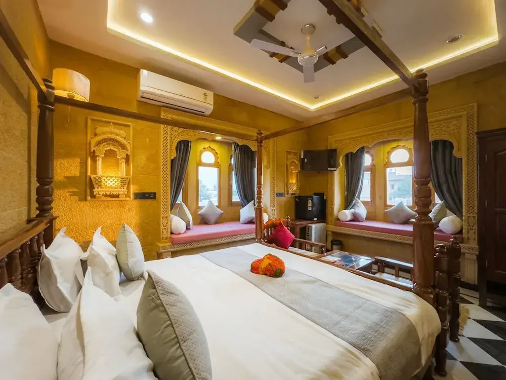 Hotel Sky Residency With Swimming Pool