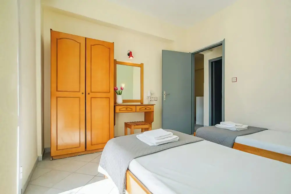 Solena Studios Kavos