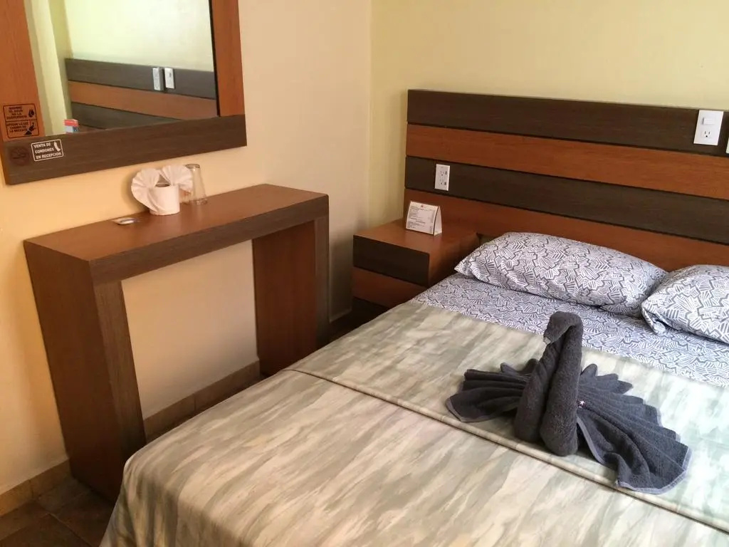 Hotel H