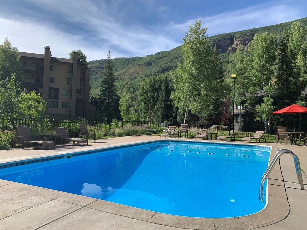 303 Fallridge Condominiums 3 Bedroom Condo by RedAwning