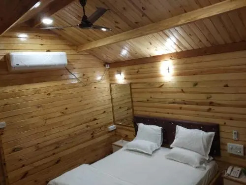 Tropical Cabanas