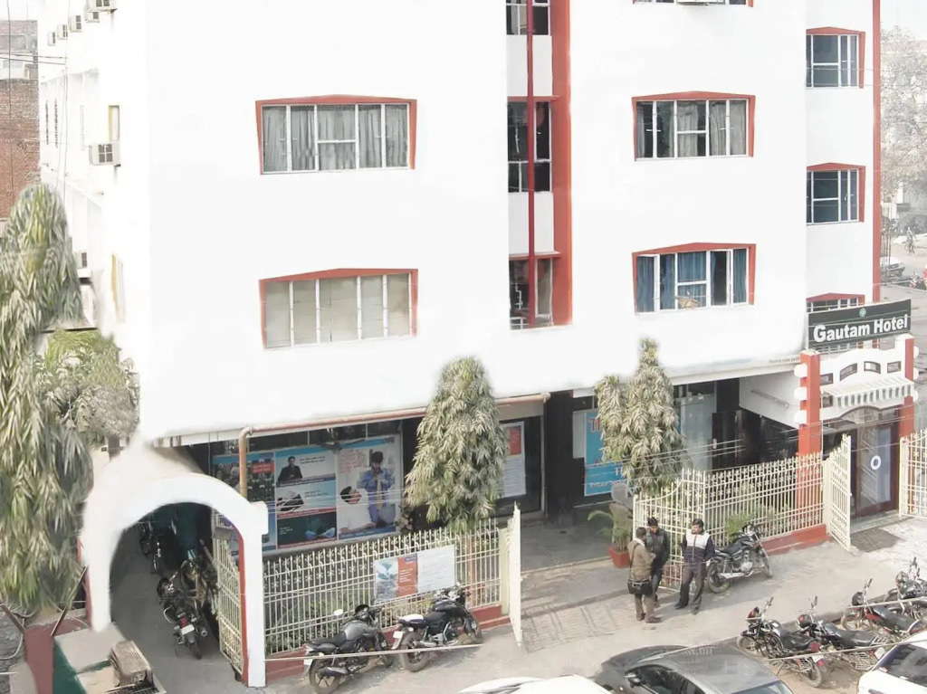 Gautam Hotel