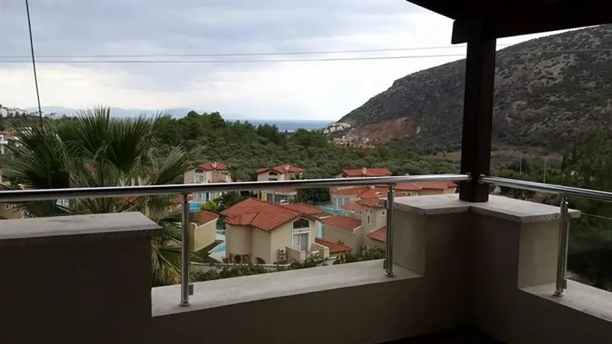 Holiday & Leisure Club