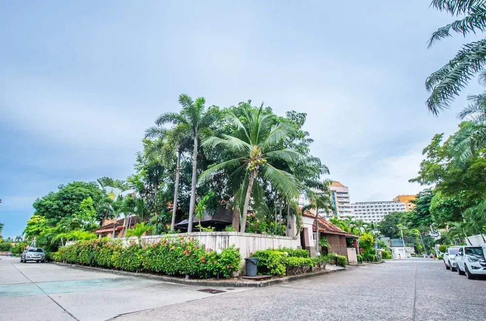 4BDR Private pool Bali style villa Siya