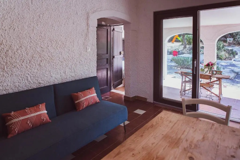 Lilly - Lovely small Villa among Olive Trees