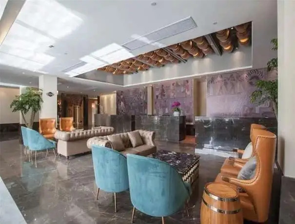 Qiandaohu Jinling Landscape Beer Hot Spring Hotel