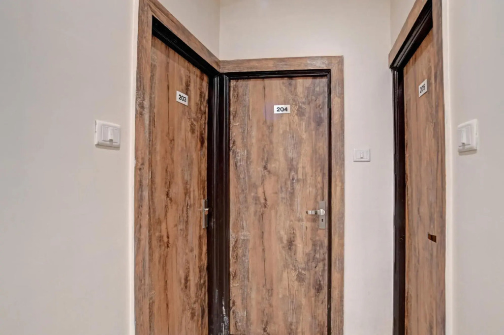Collection O 45876 Hotel Benchmark Vijay Nagar