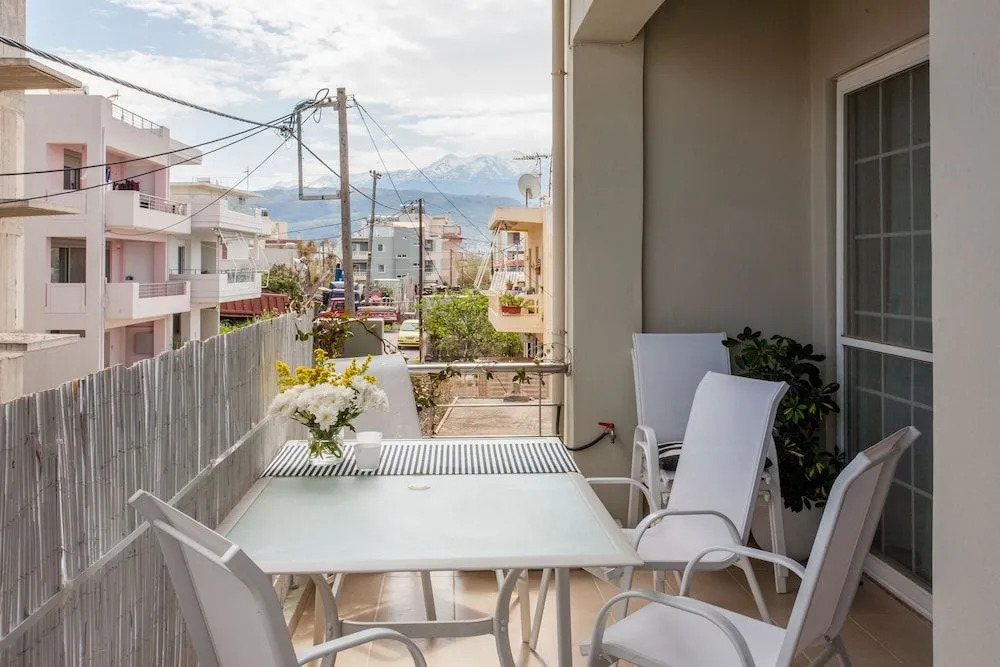 Nima's Beach Apartment