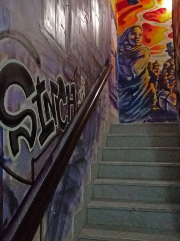 Los Mochileros hostel