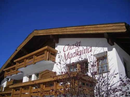 Apartment Madlaina
