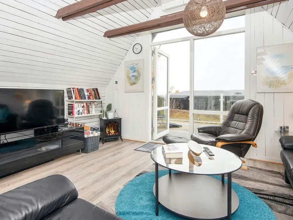6 person holiday home in Ebeltoft
