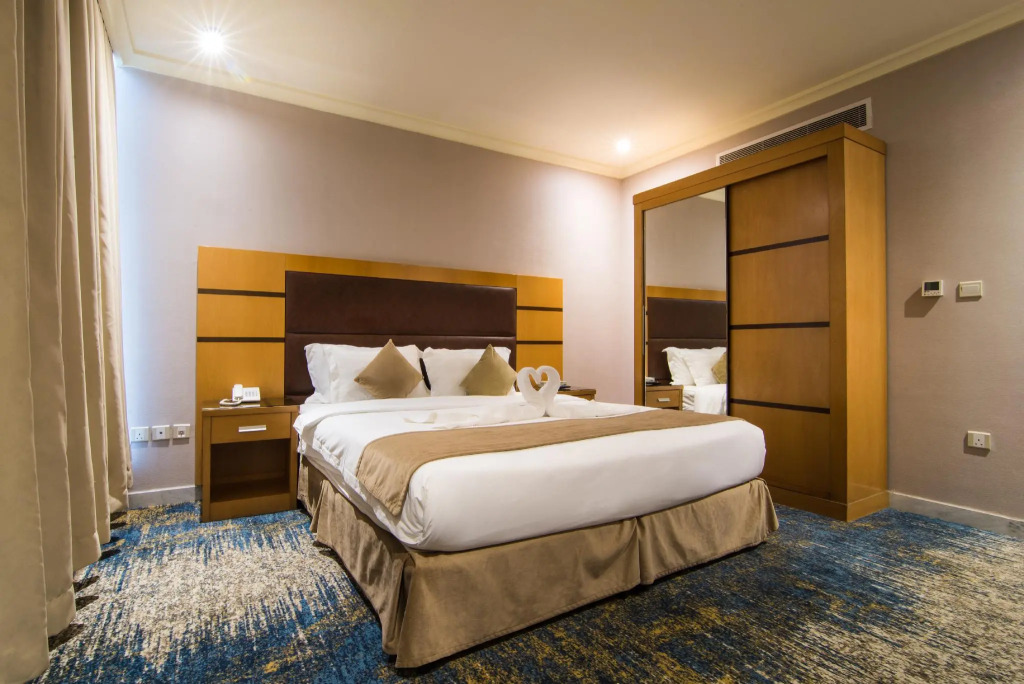 Ozone hotel