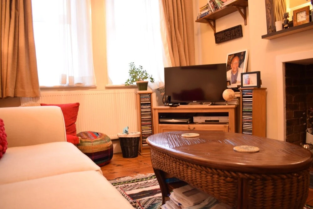 1 Bedroom Apartment With Garden in Dalston