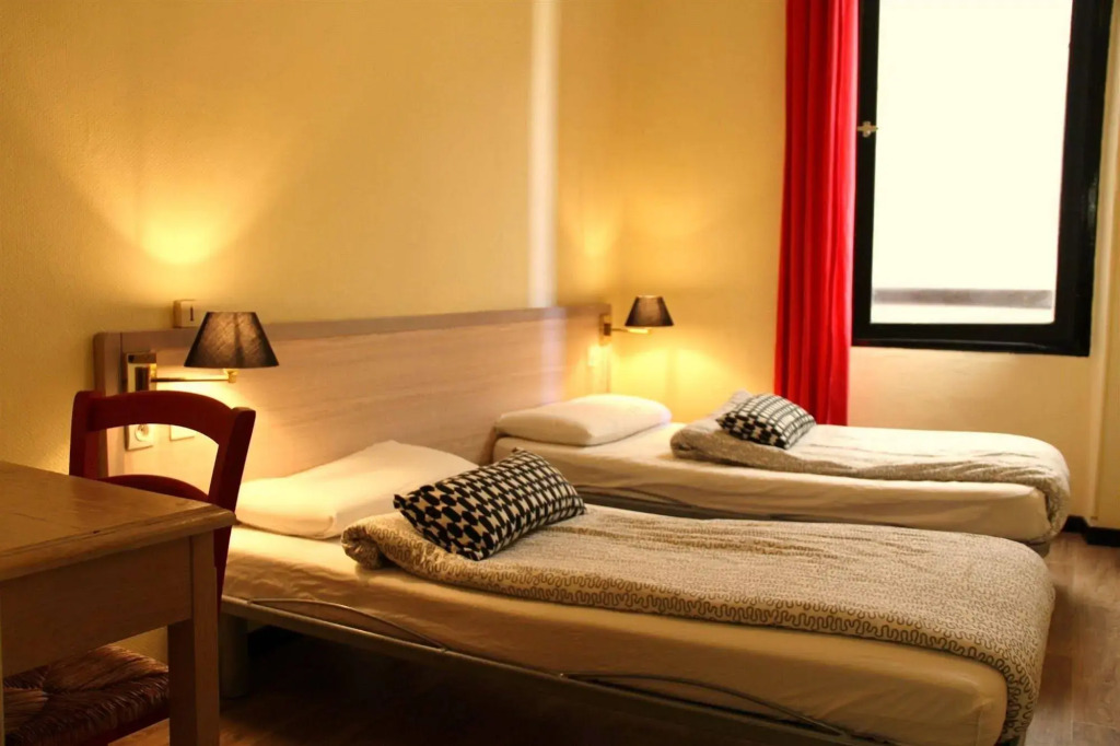 Villa Saint Exupery Beach Hostel