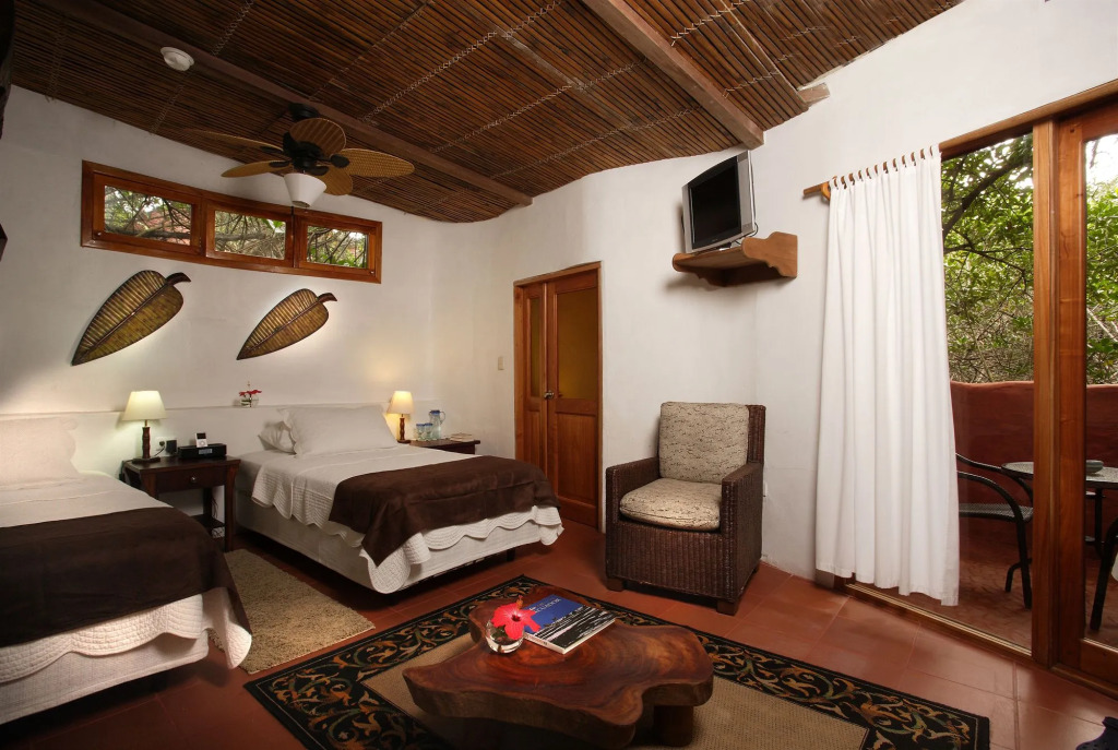 Blu Galapagos Sustainable Waterfront Lodge