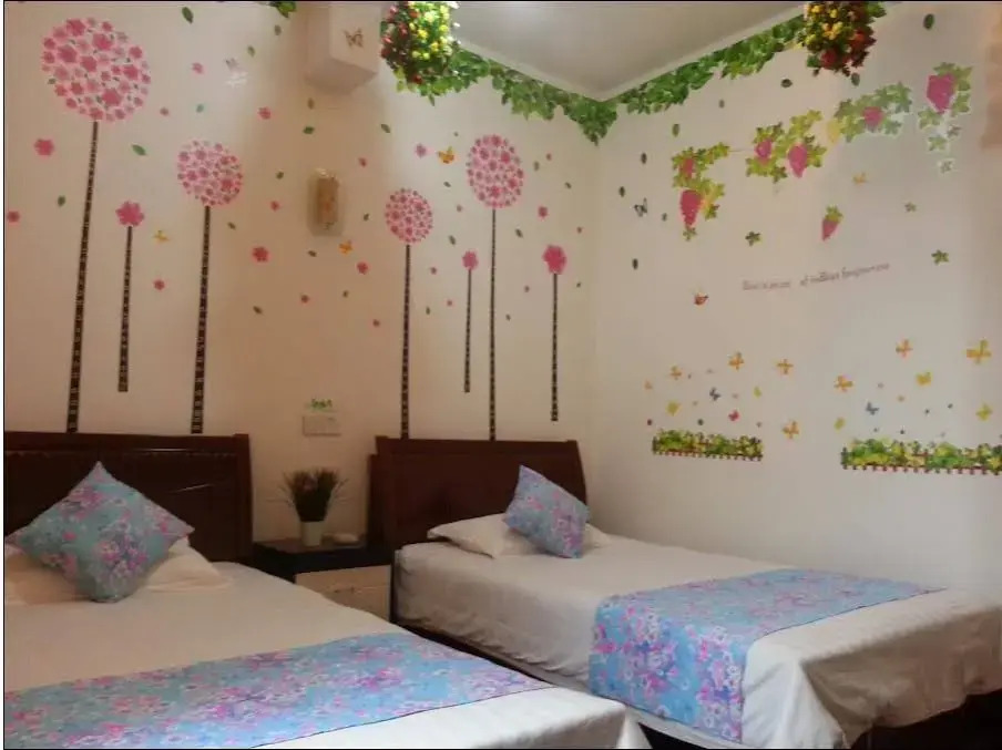 Wuzhen Good Mood Inn