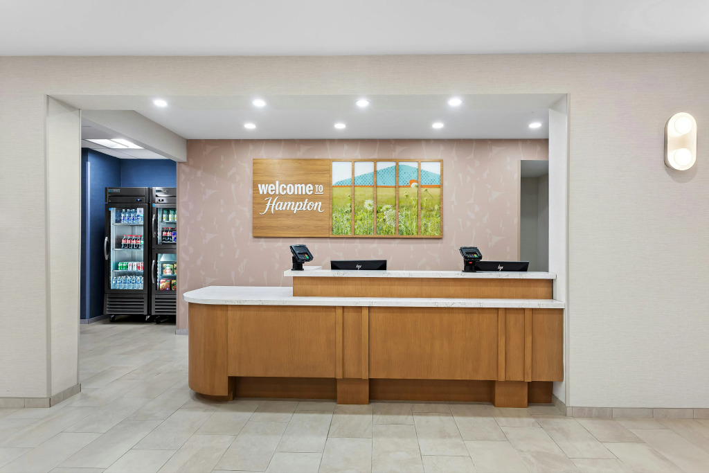 Hampton Inn & Suites Bolingbrook