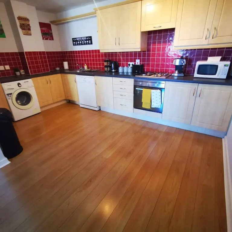 2BR Spacious City Centre Apartment
