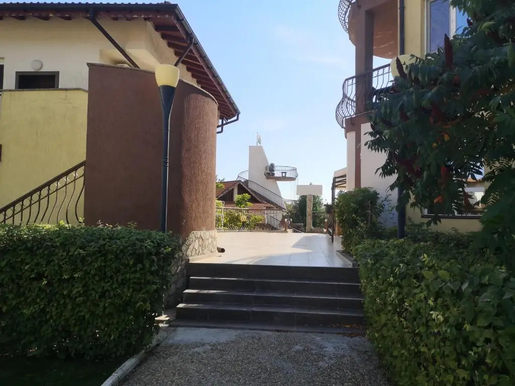 La Mer Apartment