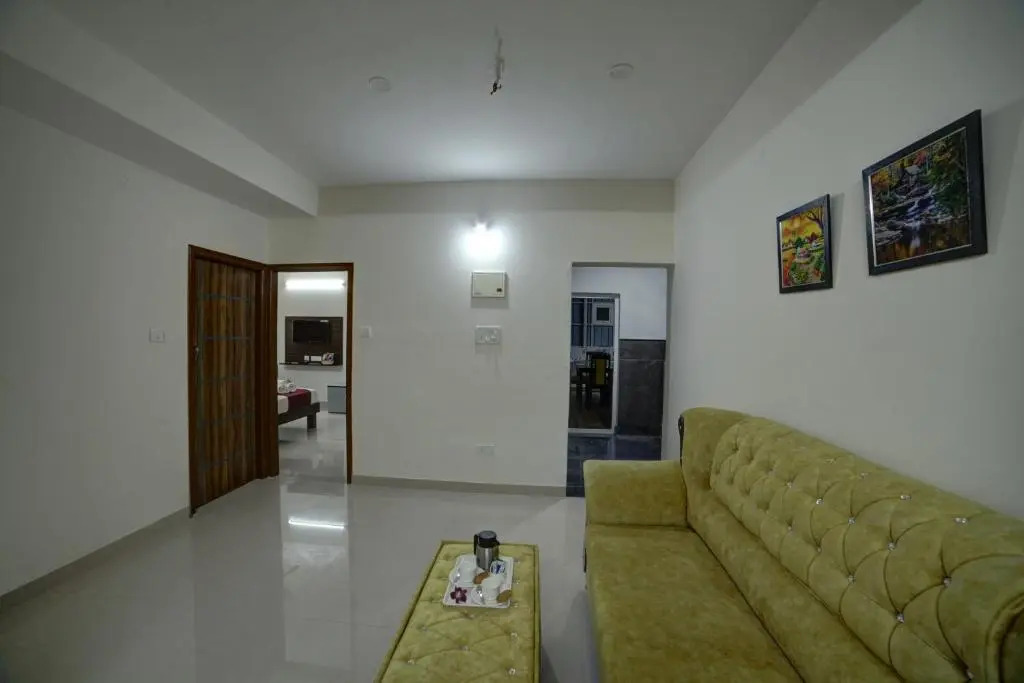 SM Royal Suites