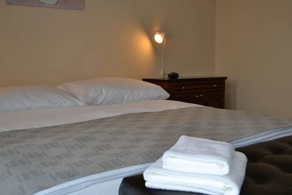 Greenwood hotel