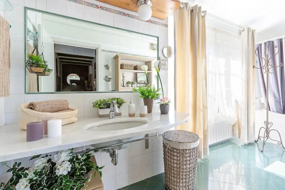 Farmhouse in Lucca With Private Pool