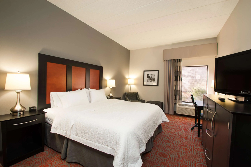 Hampton Inn Stafford/Quantico & Conference Center