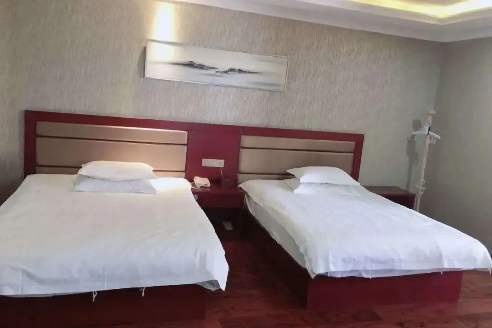 Yinzuo Holiday Hotel