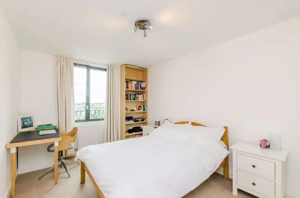 Stunning 2 Bed Flat w/ Terrace Next to Kings Cross