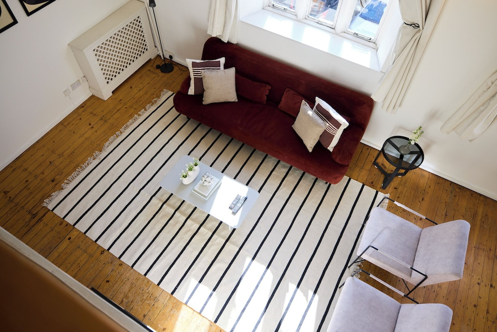 St Gabriels Loft Apartment