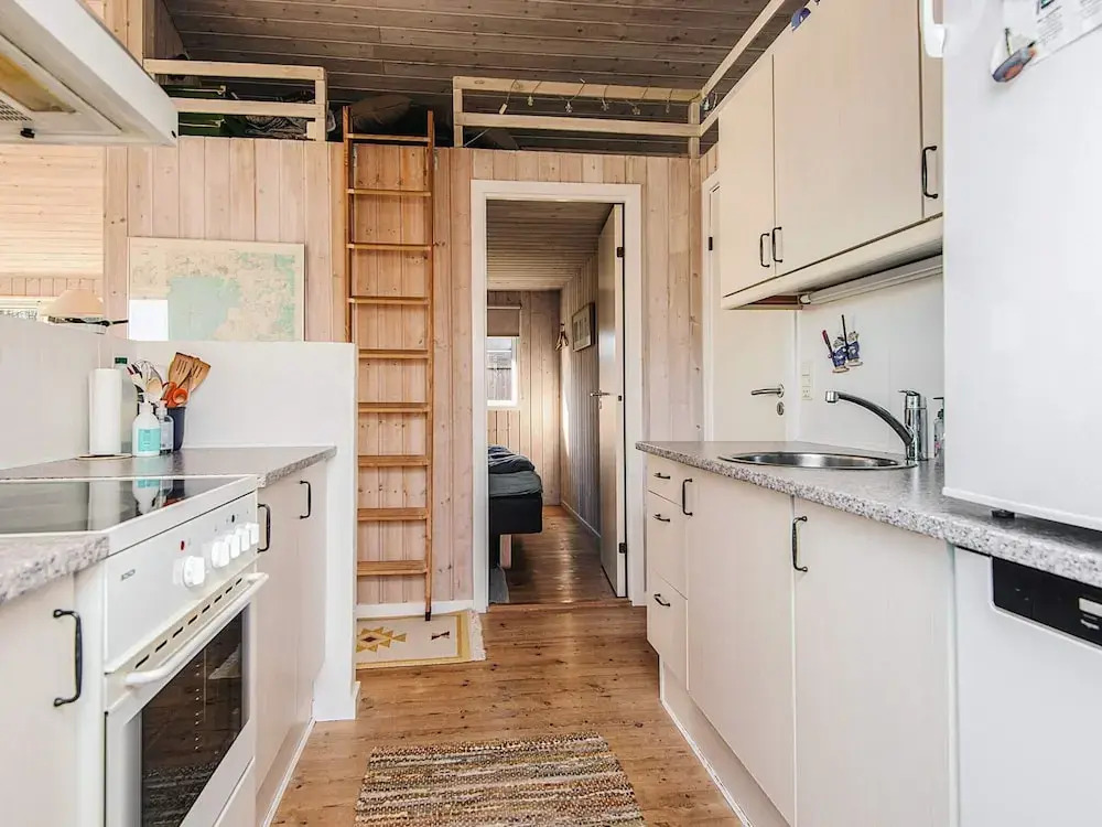 6 Person Holiday Home in Ronde-by Traum