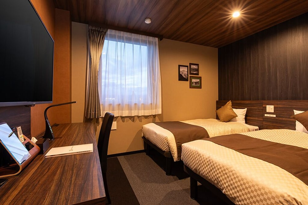 Hotel KAN-RAKU Premier Fujisan, Shin-Gotemba Interchange, National Route 246