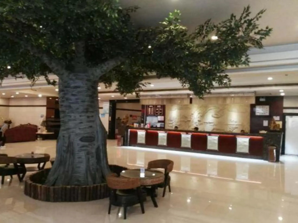 Fulide Holiday Hotel (Pangdonglai Branch, Pingyuan Road, Xinxiang)