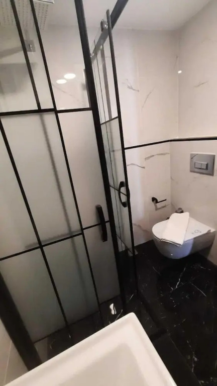 SAND DOOR HOTEL