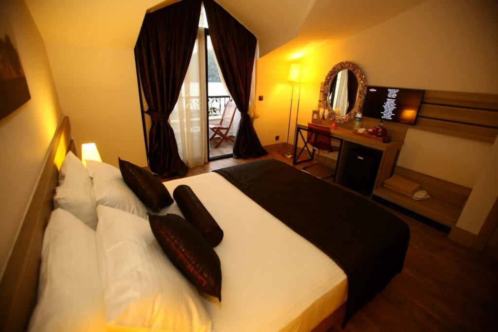 S3 Seahorse Beach Club & Hotel