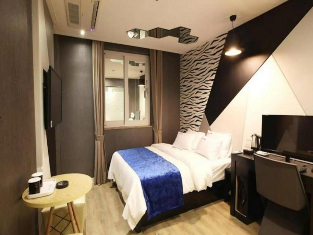 Jeju Lux Hotel