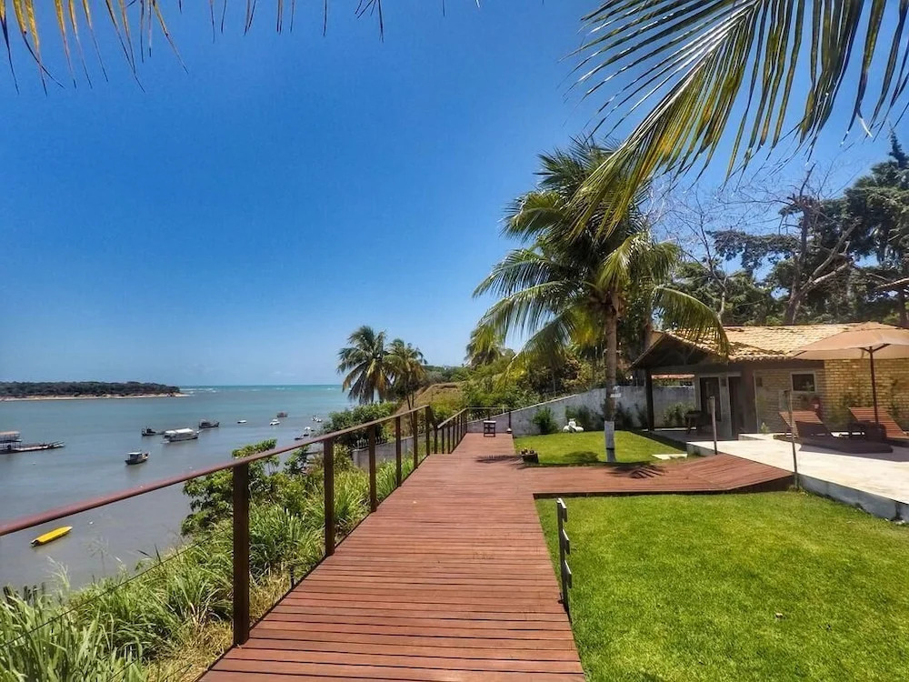 Qavi - Lagoa View