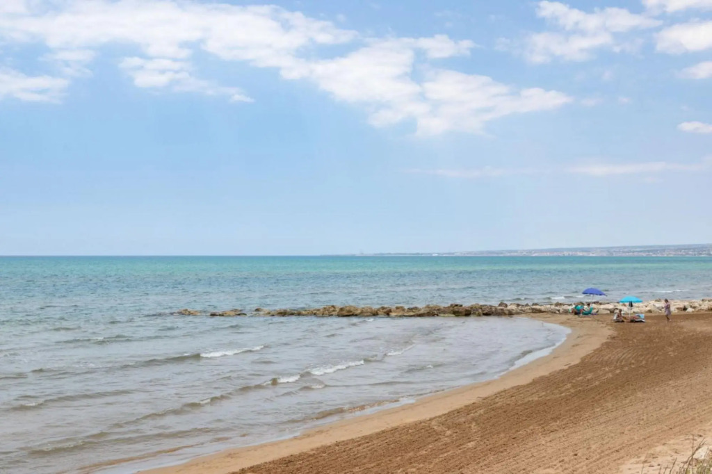 Villa Dema beach at 30 mt-Villa Dema