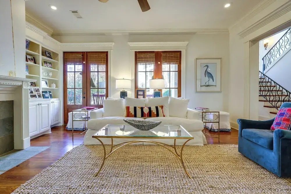 Large, Elegant Home u003c 2 Miles to Ole Miss