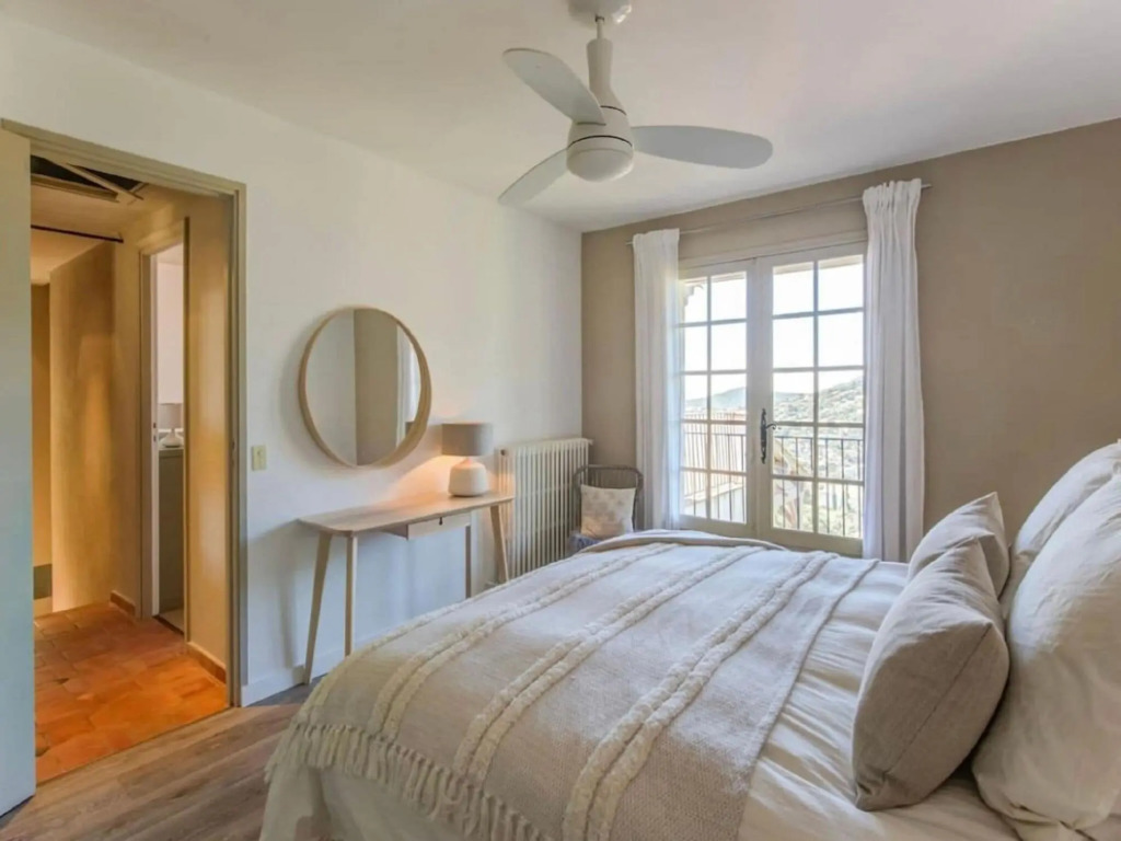 Villa in Cavalaire with Sea View & Pool