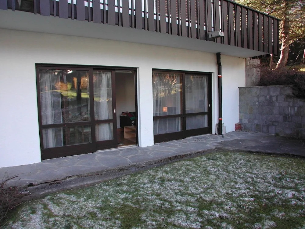 Summit Apartment