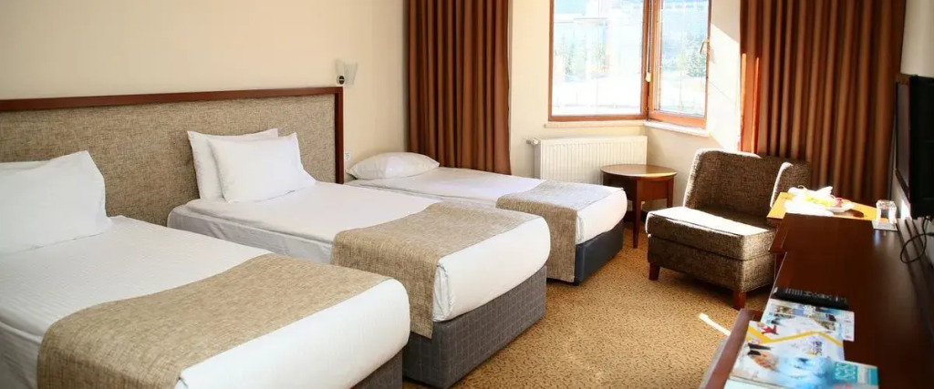 West Davraz Hotel