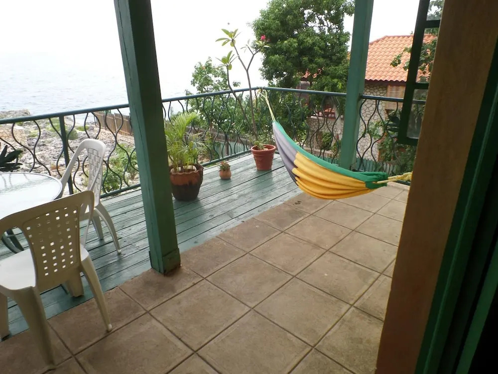 Sea Breeze Studio