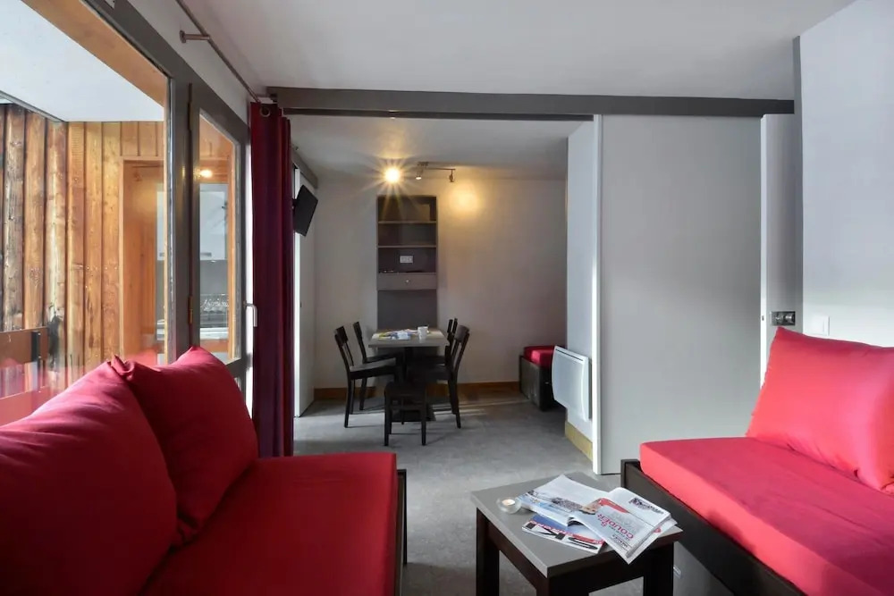 Plagne Bellecote for 4 People of 28 mÂ² on the Slopes RS 507