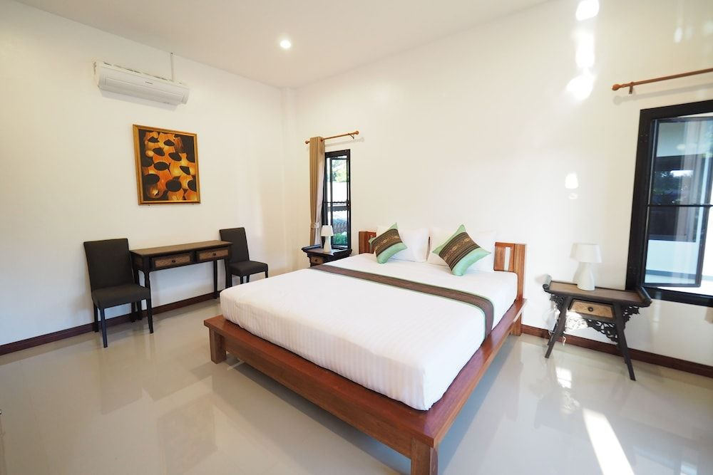 Chanapha Residence