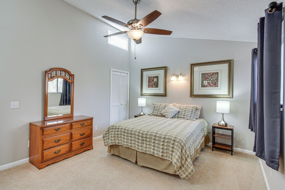 Tiger Town Getaway: 2 Mi to Downtown & Campus!