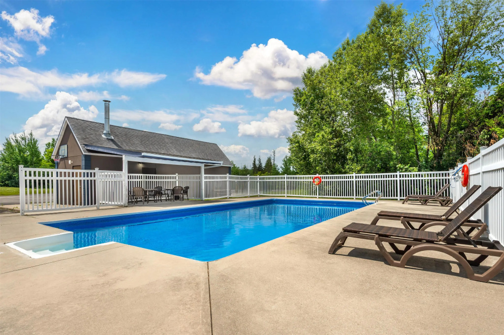 Best Western Smiths Falls Hotel