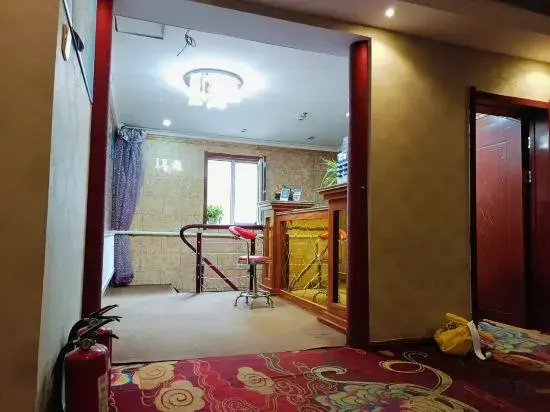 Chiyang Hotel